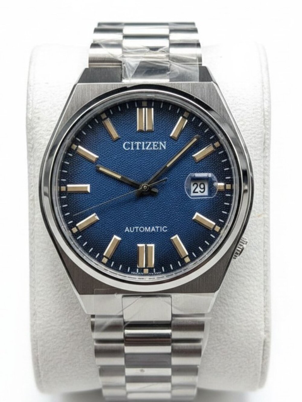 CITIZEN BLUE MEN'S WARTCH- OPEN BOX.